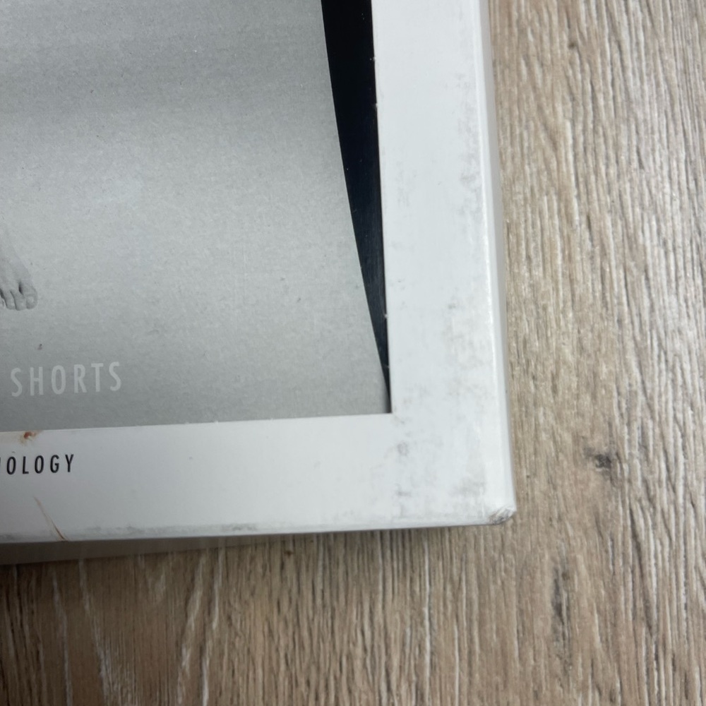 ITEM M6 ULTIMATE COMPRESSION TECHNOLOGY SHAPE HIGH WAISTED TUMMY SHORTS SMALL - Picture 5 of 6